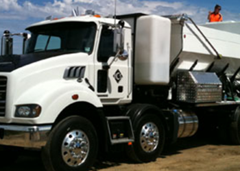 mobile cement mixing truck